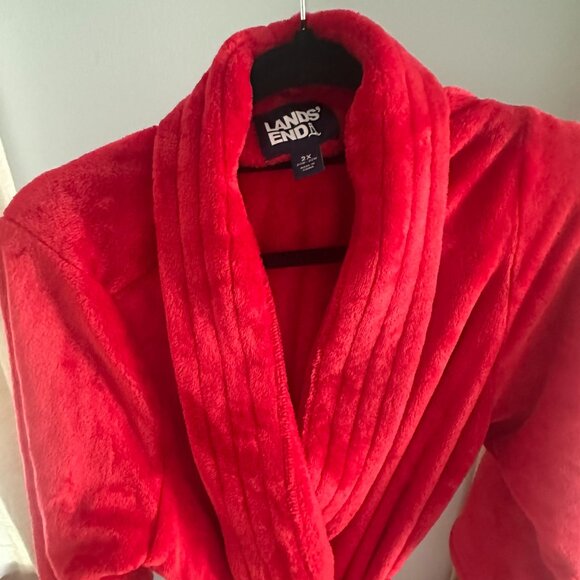 Women's Plus Size Red Cozy Plush Long Wrap Robe - Picture 2 of 2